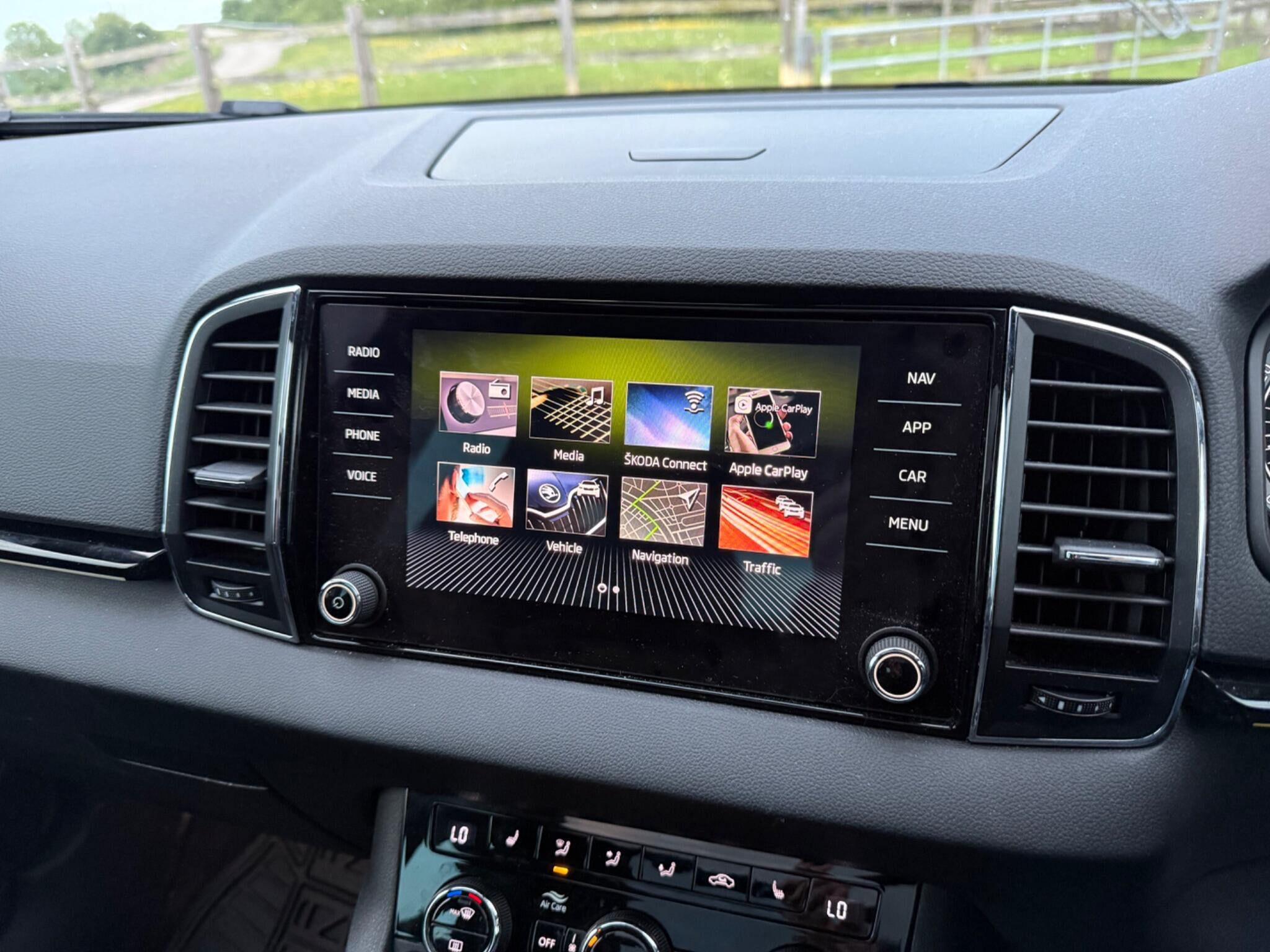 Skoda Karoq 2.0 TSI SportLine DSG 4WD Euro 6 (s/s) 5dr — photo 94 of 112